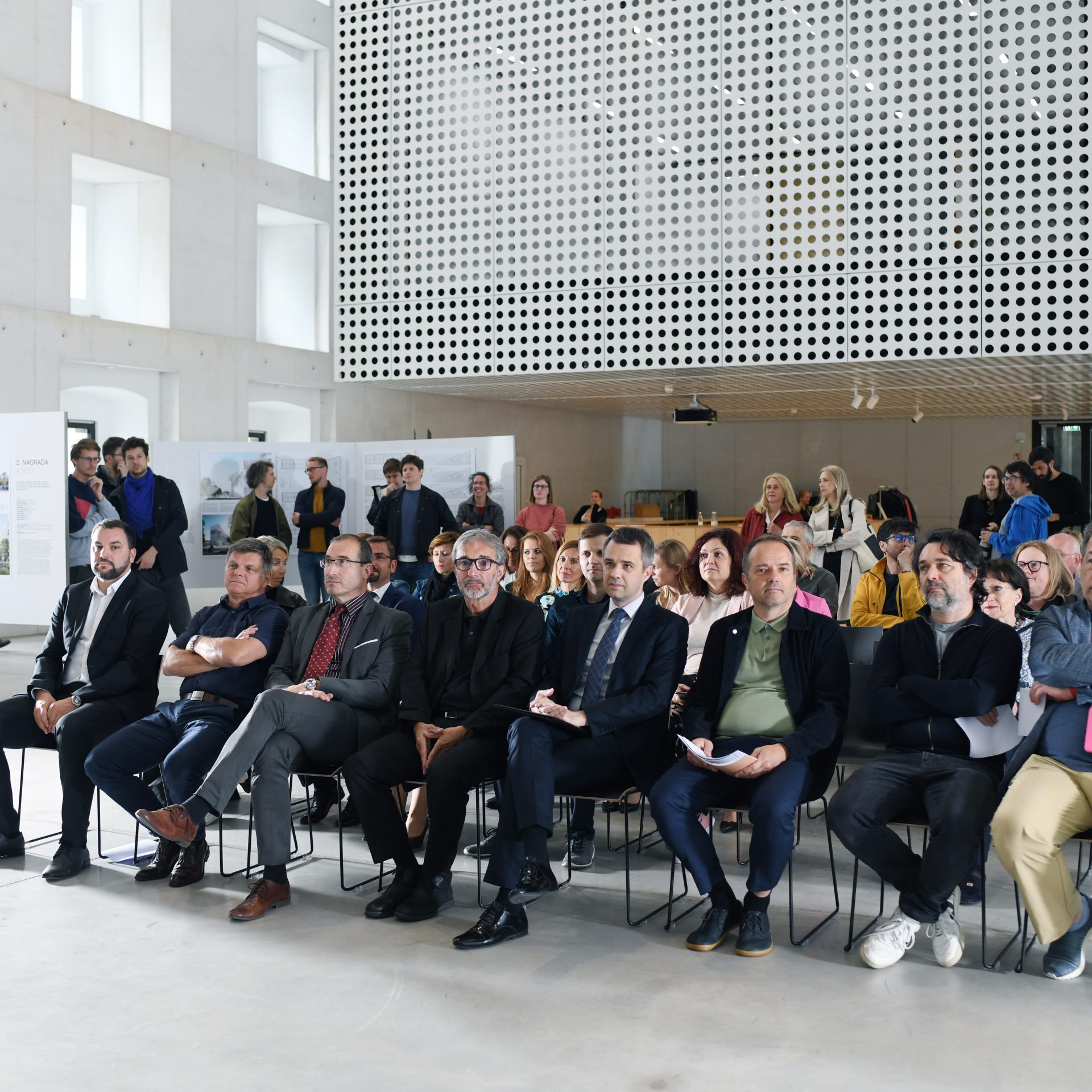 Nova Sodna stavba v Ljubljani: otvoritev razstave 