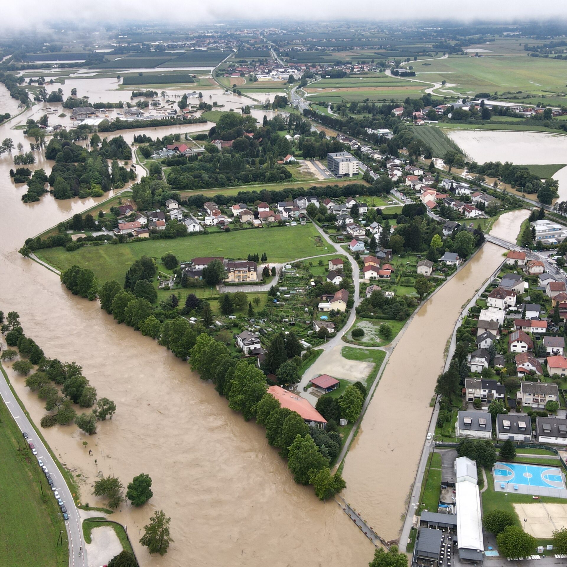 Odziv Zbornice za arhitekturo in prostor Slovenije na nedavne poplave