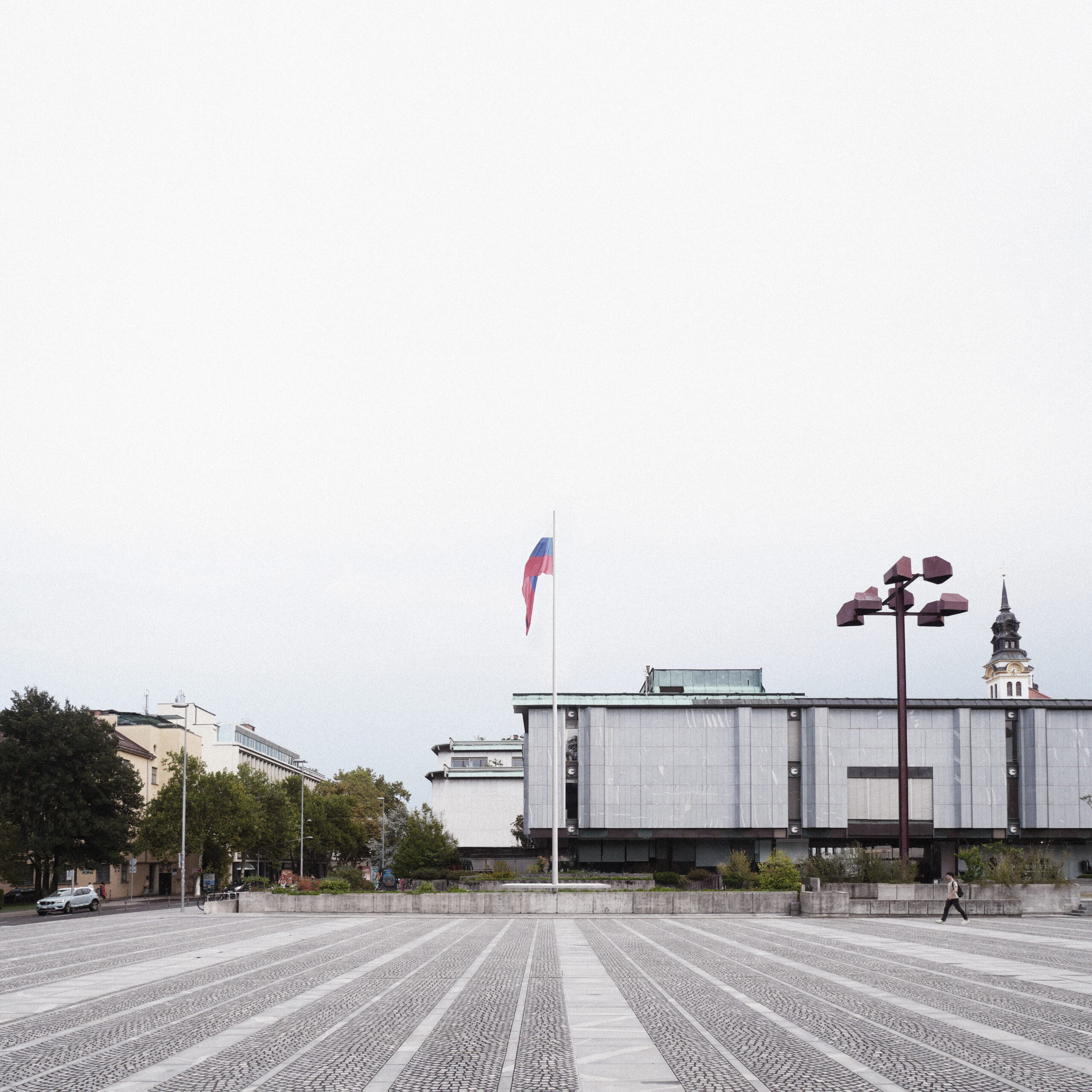 Nenagrajeni: 8MR07, delovna številka: 18